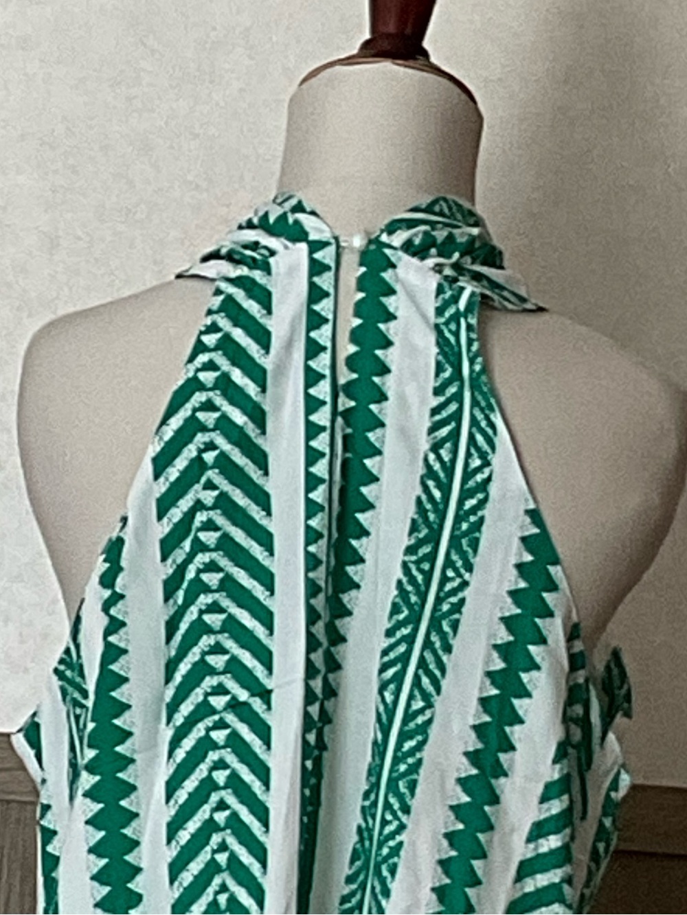 Cupshe Boho Striped Halter Shift Dress w/ CrossCross Neckline. Size Medium - Picture 9 of 10